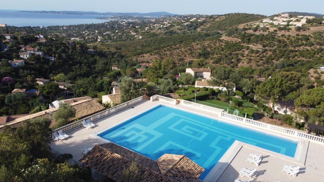Les Issambres Appart 6 Pers Grande Terrasse Superbe Vue Mer Et Golfe De Saint Tropez, Piscine Экстерьер фото